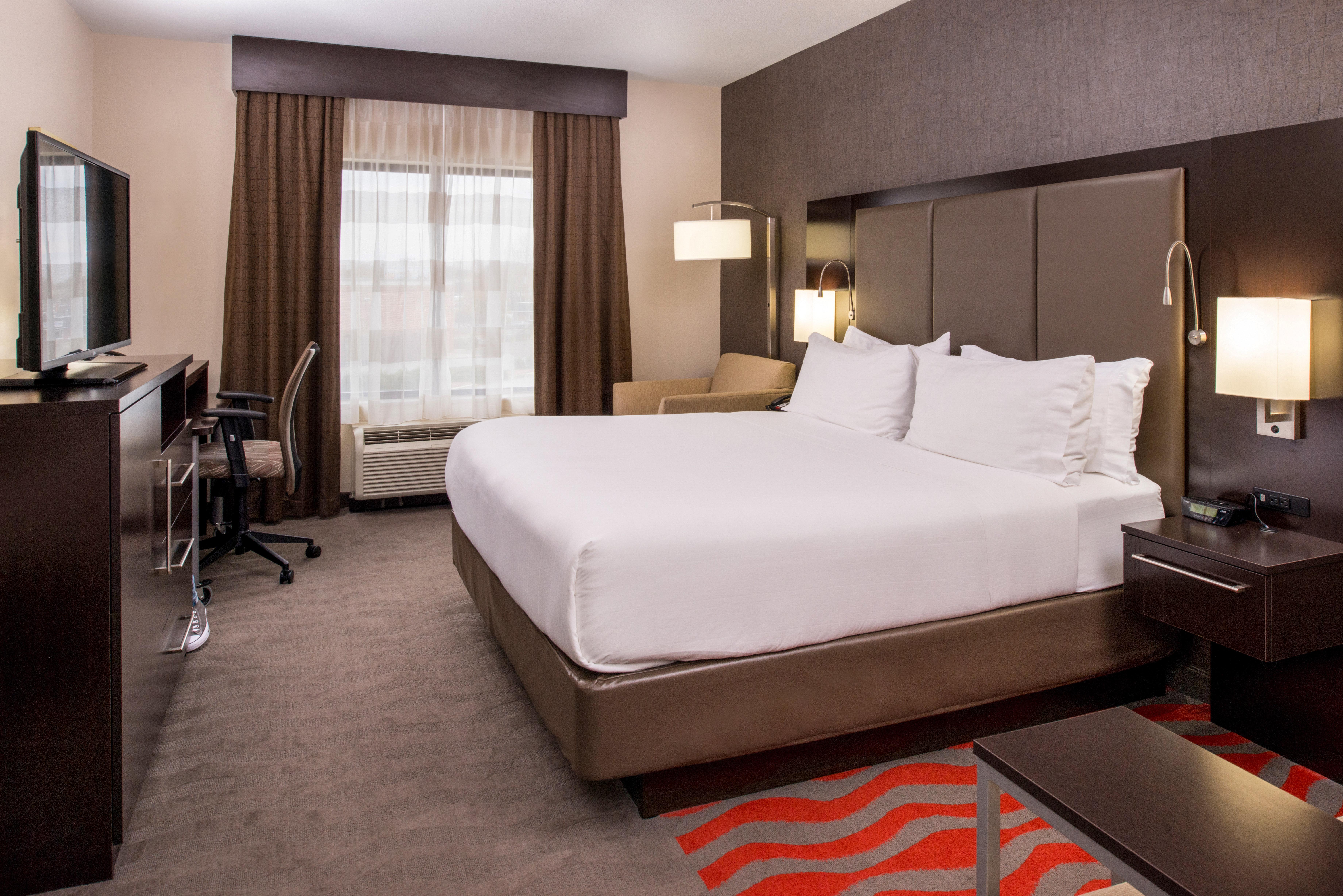 Holiday Inn Express & Suites Monroe By Ihg Екстериор снимка