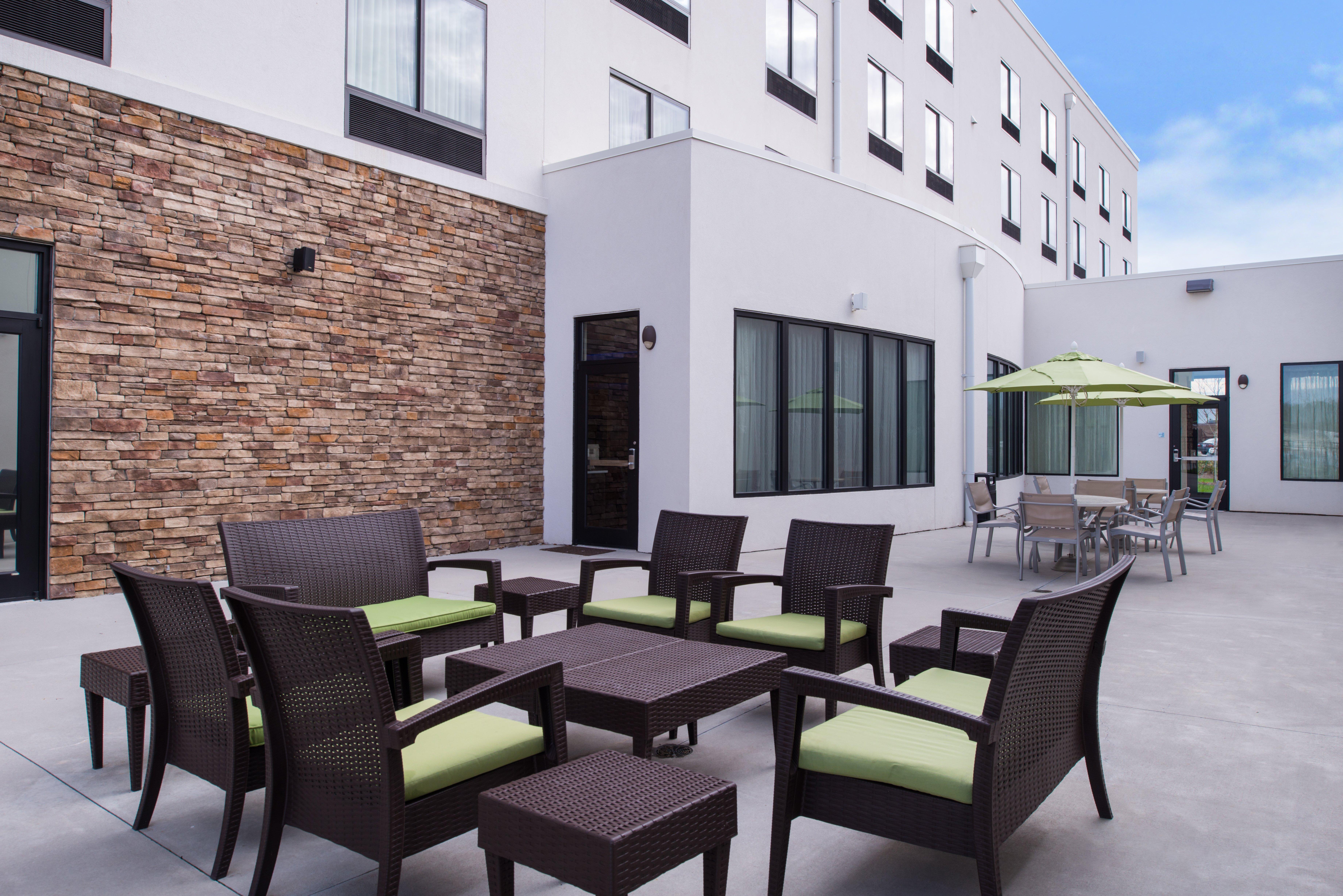 Holiday Inn Express & Suites Monroe By Ihg Екстериор снимка
